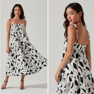 NWT Abstract Midi 100% Linen Dress